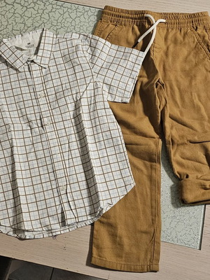 Boy's shirt and pants set like new, size 6