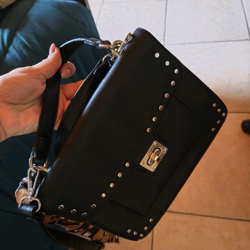 Bag small black crossbody like new