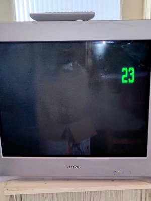 Sony vintage 29" TV with decoder