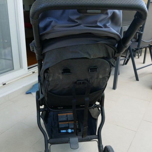 Ergobaby Metro+ stroller like new, compact and lightweight, Slate Grey