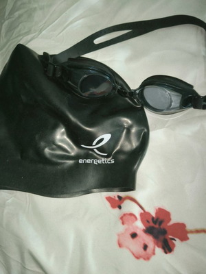 Swimming cap and goggles unisex new