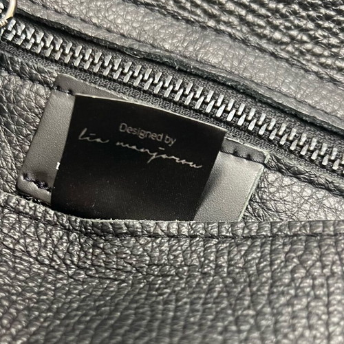 Ames cloth beltbag used, black with minor clasp damage