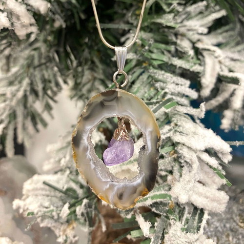 Handmade Pendant with Natural Black Agate and Raw Amethyst new