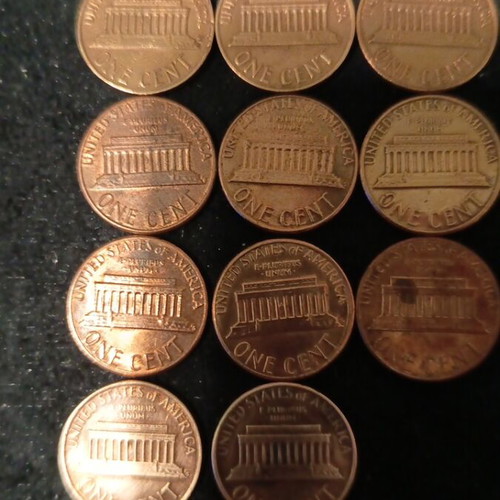 Collectible American Lincoln Cents coins like new, set of 11 pieces