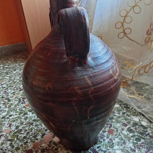 Antique jug used from the 1980s