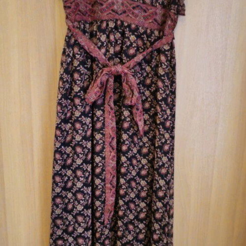 Women's dress size XL like new