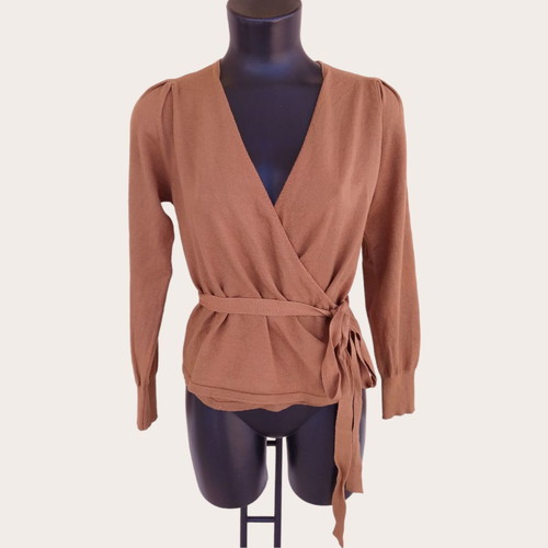 Brown wrap cardigan medium size used, soft and elastic