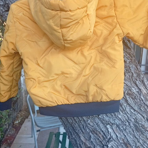 MG Kids toddler jacket like new, size 24 months, hooded, warm
