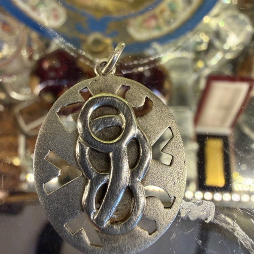 Zolotas pendant 950 like new, diameter 3x2.5