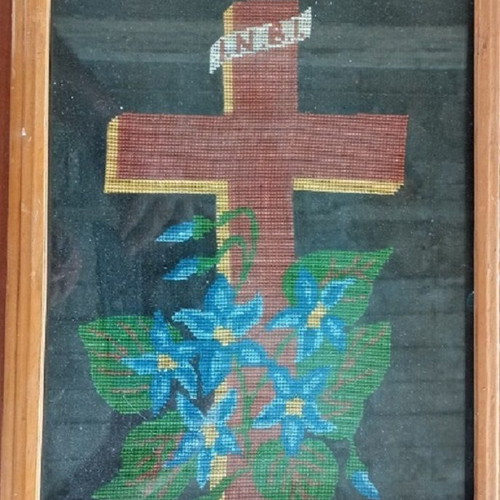 Flowered Cross handmade embroidery used in frame