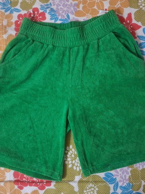 Doretta terry shorts with pockets size S/M like new, green