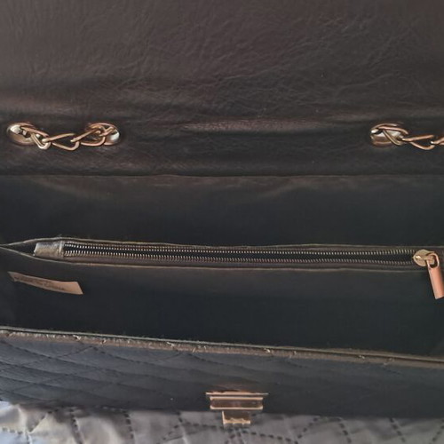 Quilted black crossbody bag like new with chain