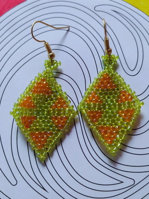 Handmade beaded earrings new