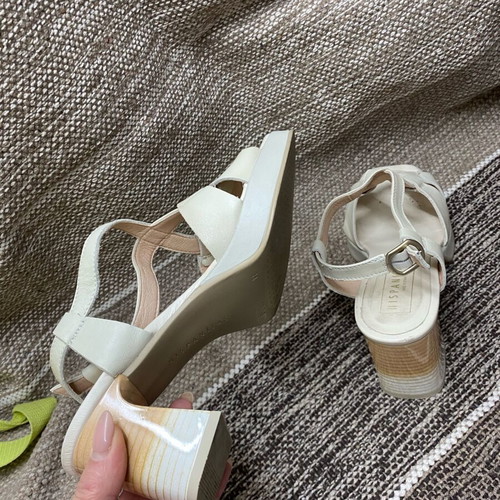 Hispanitas leather sandals like new, size 38, white