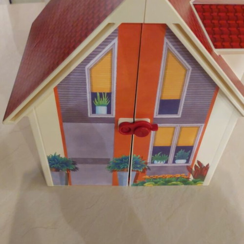 Playmobil Dollhouse modern dollhouse suitcase like new for ages 4-10