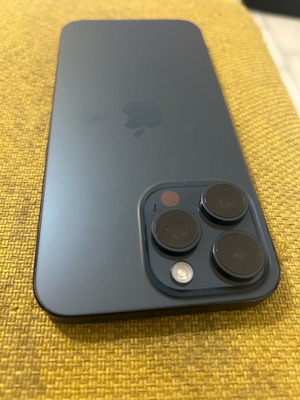 iPhone 15 Pro Max 256GB μεταχειρισμένο, 3 χρόνια εγγύηση, μπλε