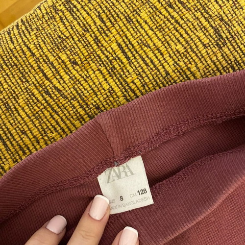 Zara kids leggings like new, for 8 years old
