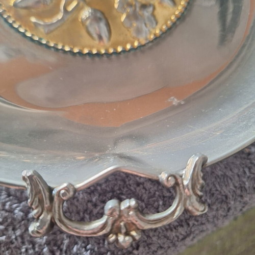 Vintage fondue fountain with brass embossed oak design, like new