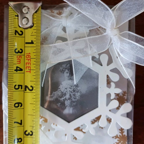 Vintage Christmas ornament frame metal snowflake new