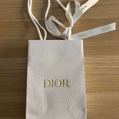 Dior shopping bag new, white with gold details