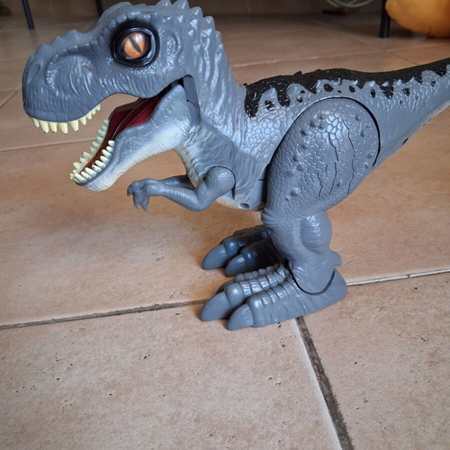 Zuru Robot Trex Attacking With Sound And Movement Like New