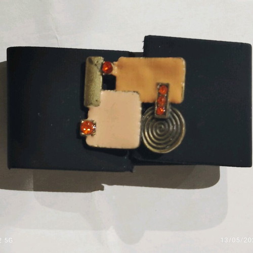 Ring with enamel like new, adjustable size