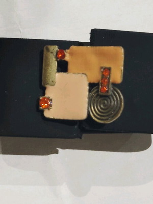 Ring with enamel like new, adjustable size