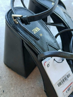 Zara black leather high-heeled sandals new, size 39