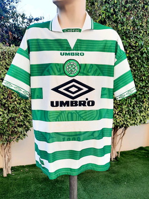 Φανέλα Celtic Home Umbro μέγεθος XL σε άριστη κατάσταση