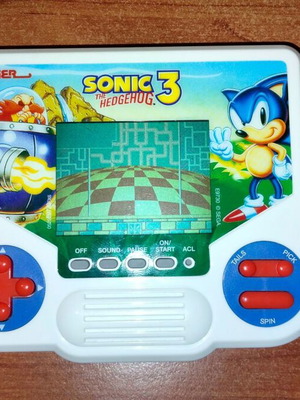 Tiger Electronics Sonic the Hedgehog 3 used console