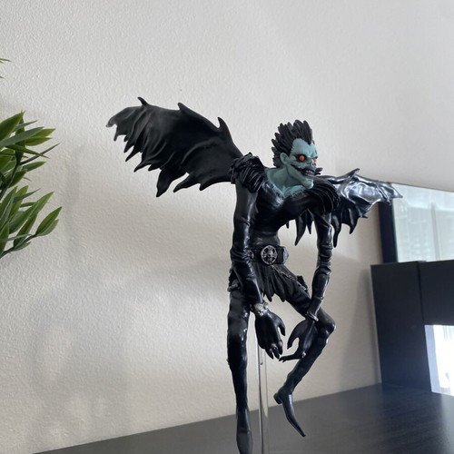 Death Note Ryuk Figure like new
