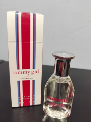 Tommy Girl Eau de Parfum 30 ml new, missing seal