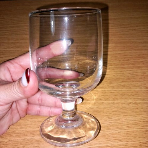 Water and wine glasses like new, set of 6