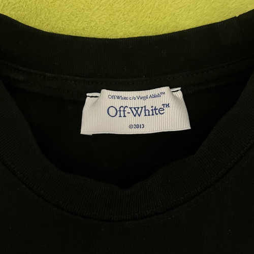 Off-White Black T-shirt new with graphic print