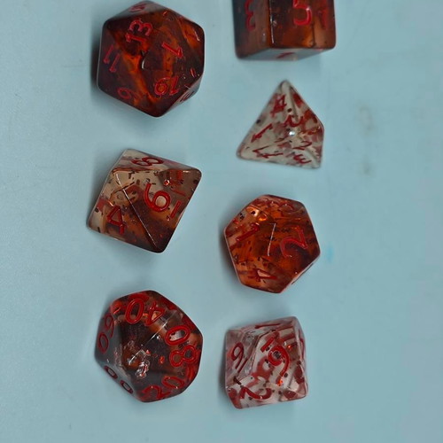 RPG Blood Amber dice set like new with unique effect, 7 pieces