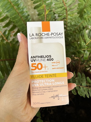 La Roche Posay Anthelios UVMune 400 Tinted Fluid SPF50+ like new 50ml