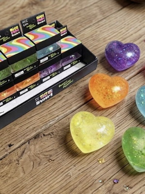 Squishy Heart Glitter Anti-Stress Toy new, random color