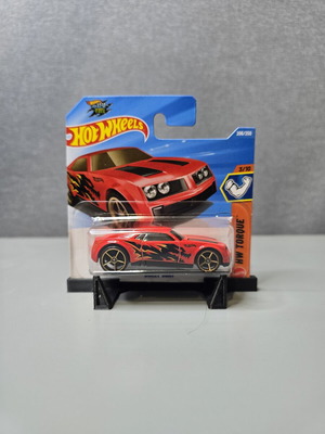 Hot Wheels Bully Goat car new