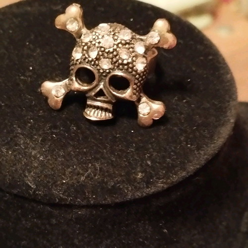 Ring in excellent condition