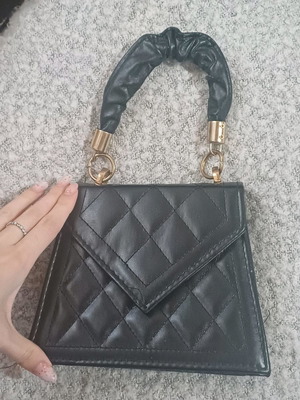 Black handbag used