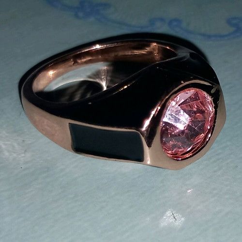 Bronze ring new with pink stone, size 9