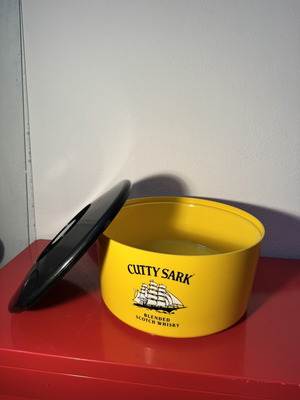 Cutty Sark ice bucket used, large 32 cm diameter