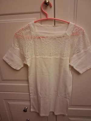 T-shirt like new, size S