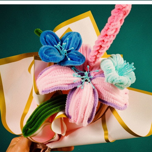 Bouquet handmade pipe cleaner flowers new