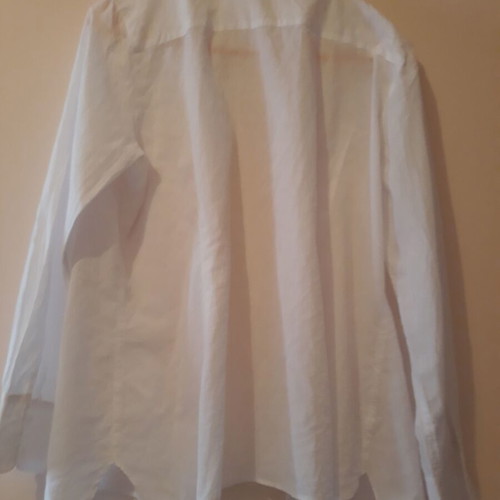 Madeleine shirt used, size M, white, in excellent condition