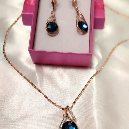 Jewelry set with aqua blue stone and rose gold tone new