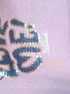 Evita girls' sportswear top like new