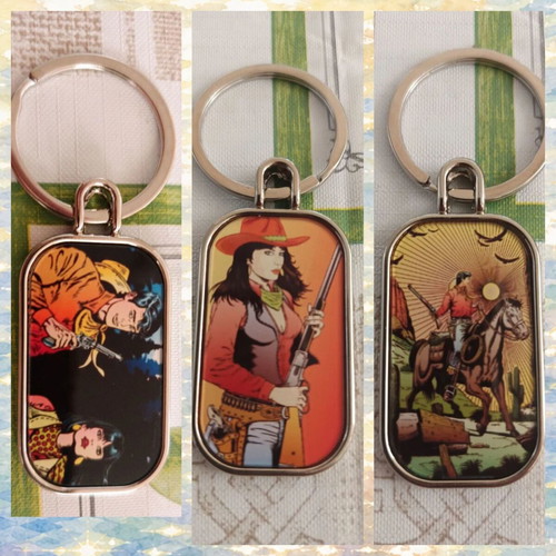 Set of 3 double-sided keychains with Jim Adams and Diana