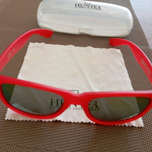 Hunter sunglasses like new, red