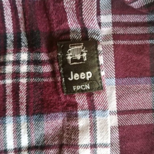 Jeep shirt size L like new, gray and purple